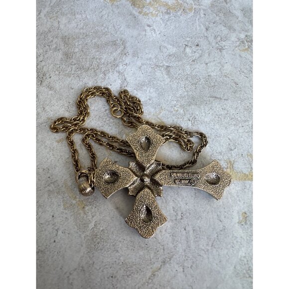 Vintage Sarah Coventry Limited Edition 1975 Large Cross Necklace - Picture 4 of 6